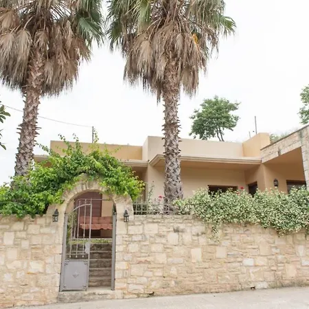 Villa Comfy House With Mountain View Iraklion