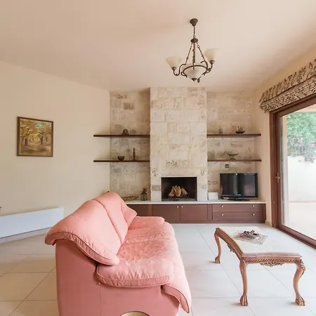 Villa Comfy House With Mountain View Iraklion