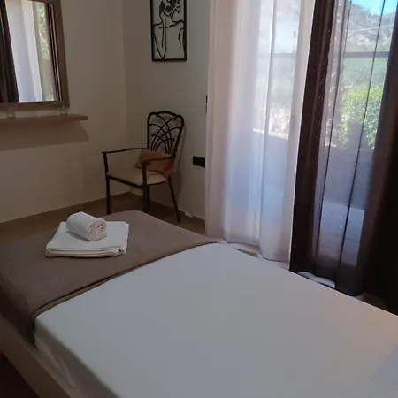 Comfy House With Mountain View Villa Iraklion
